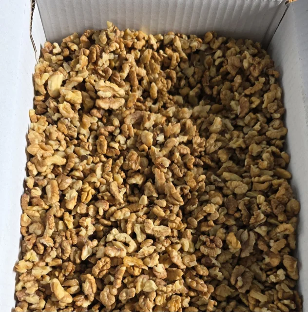 مغز گردو دندانه (شکسته) ایرانی